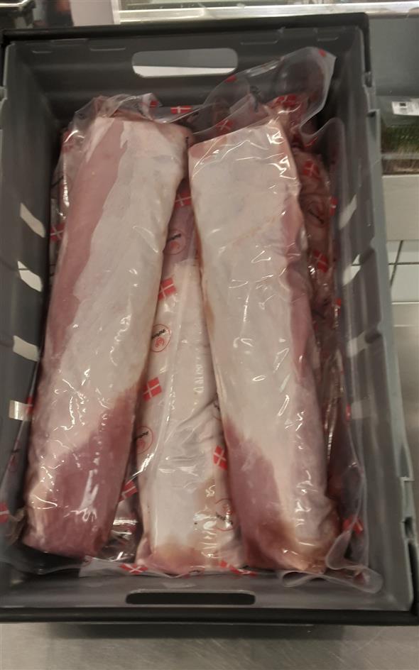EN HEL DANSK KAMFILET.🇩🇰🇩🇰🐖🐖 SUPER GOD PRIS.