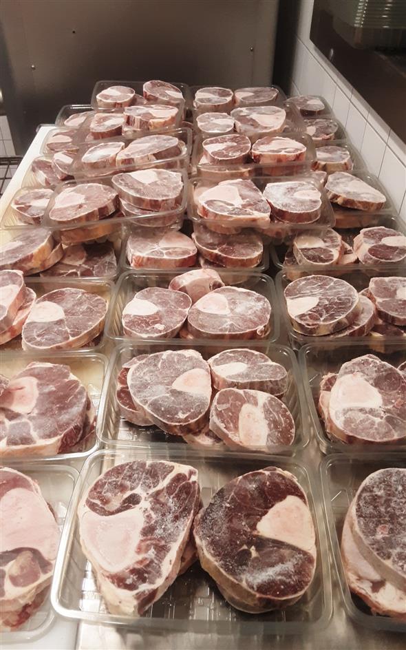 SIMRE MAD. DANSKE KALVE OSSO BUCO.👌👌🐃🐃